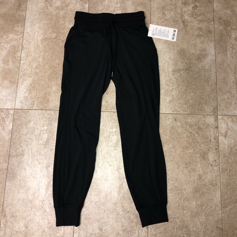Lululemon joggers